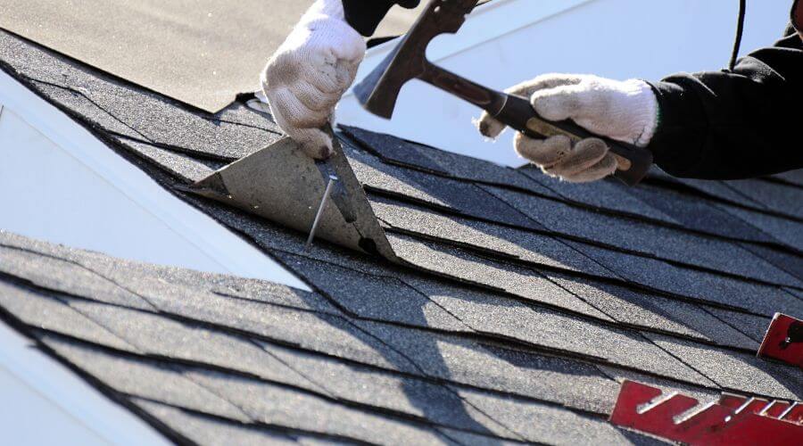 Professional gutter cleaning in Valley, AL